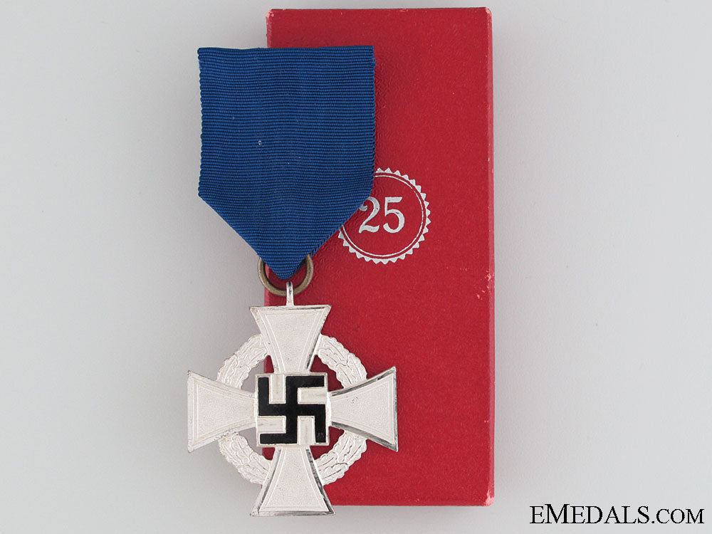 faithful_service_decoration-2_nd_class_faithful_service_526e7ecb0cedf