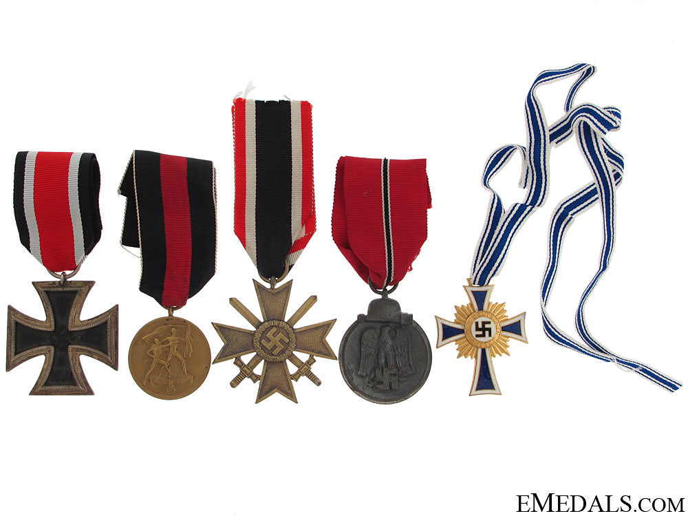 five_german_wwii_awards_five_german_wwii_5107f71653075