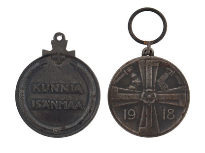 two_medals_fn4162a