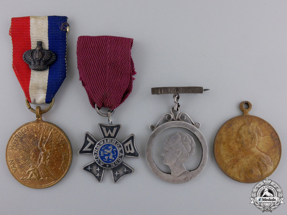 four_dutch_medals_and_awards_four_dutch_medal_55b8ffb9473df