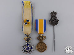 Four Dutch Miniature Orders, Medals, And Awards