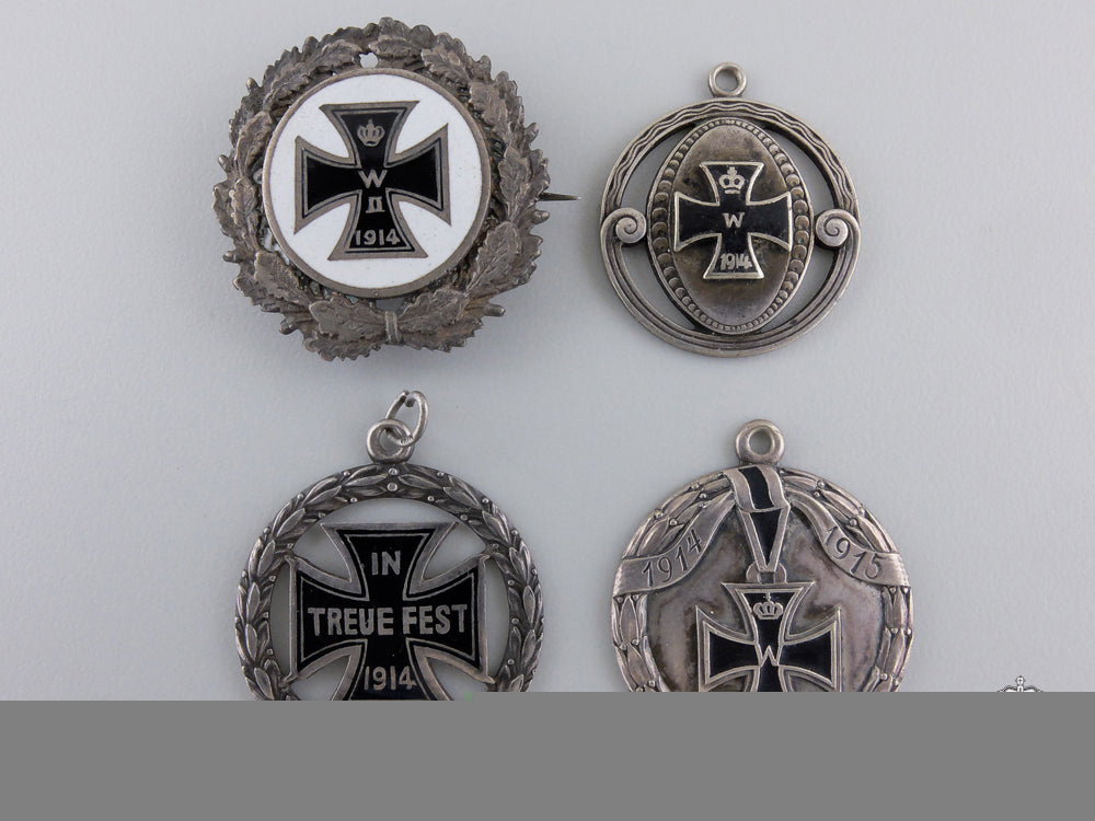 four_first_war_iron_cross_medals&_pendents_four_first_war_i_55a6b01bf180c