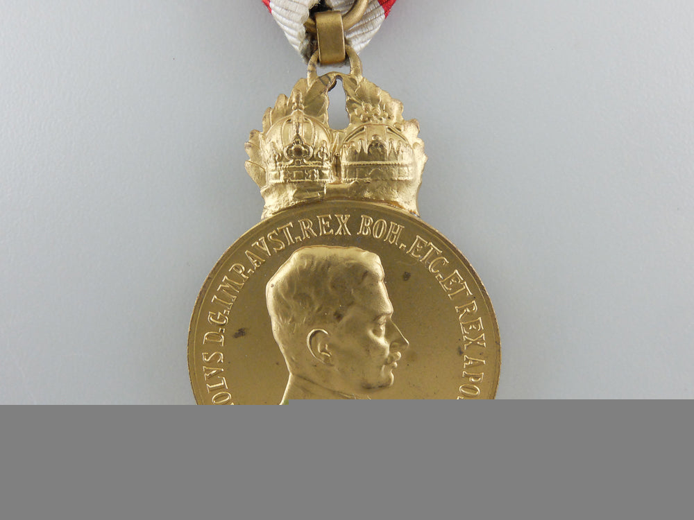 an_austrian_military_merit_medal;_karl_i_bronze_grade_g_140