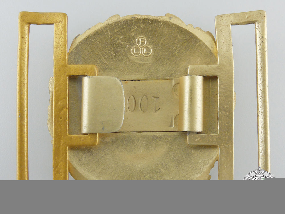 a_kriegsmarine_line_officer’s_buckle;_published_example_g_603