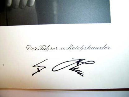 a._hitler_signature_to_olympic_games1936_winner_gd126003