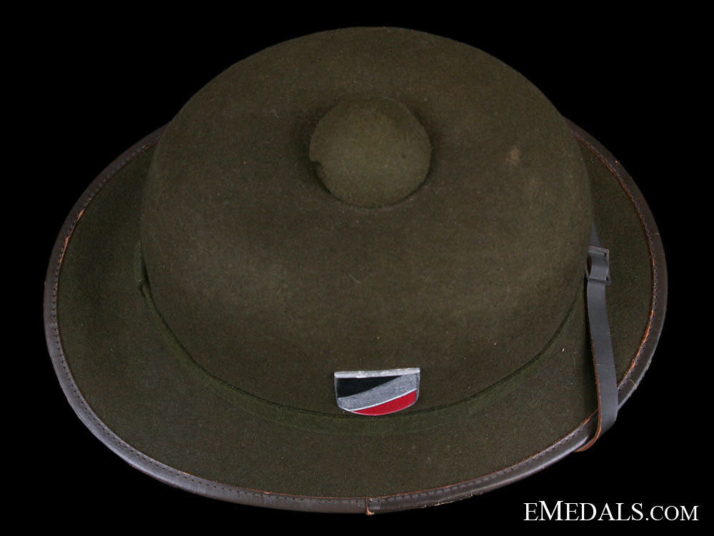 a_first_model_wehrmacht_pith_helmet1942_ghh4132e