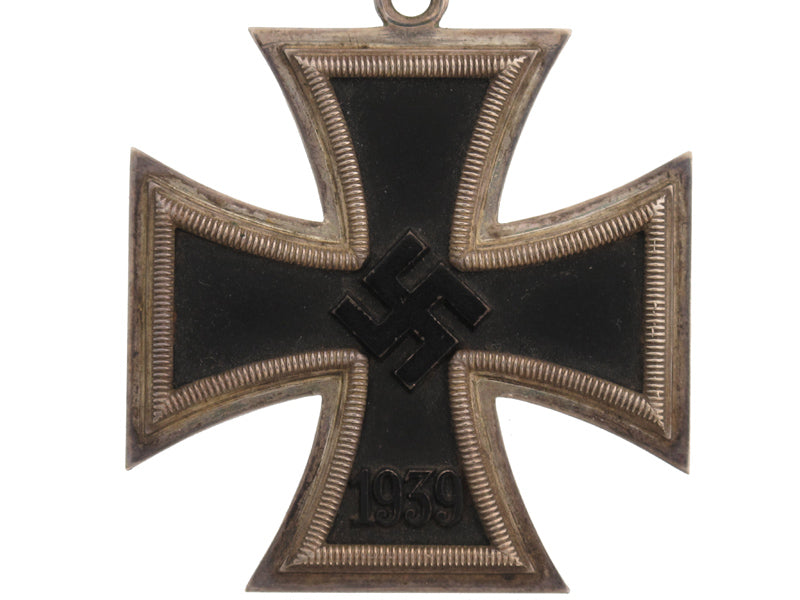 knight’s_cross_group_to_an_officer,_gra34624