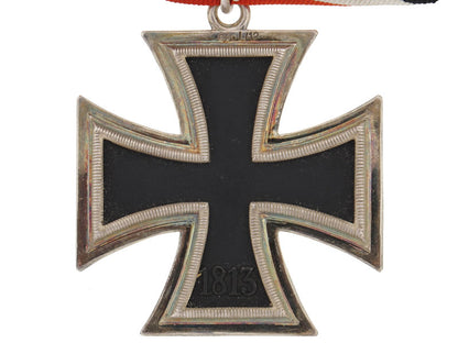 cased_knight's_cross_of_the_iron_cross-_juncker_gra3977i
