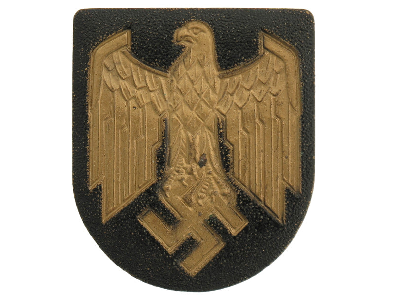 tropical_pith_helmet_insignia._grc15970002