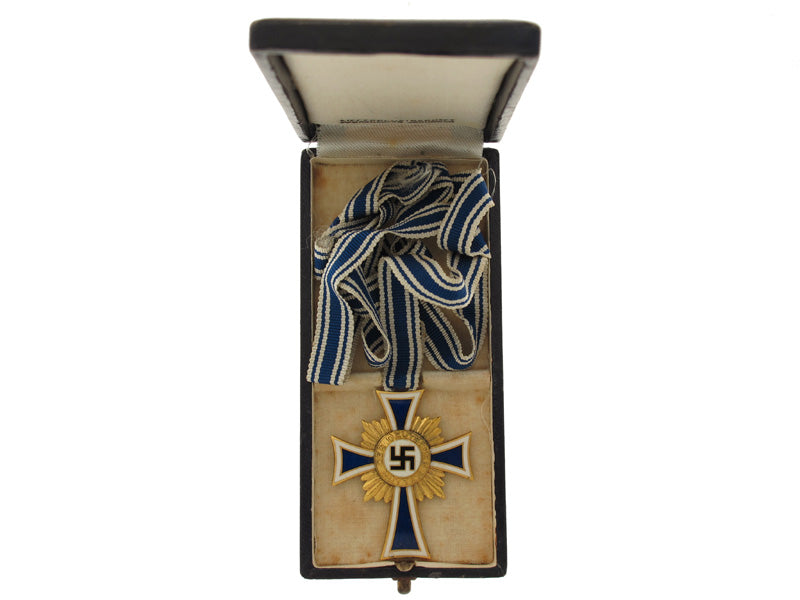 mother's_cross_gold_grade,_cased_grc1681