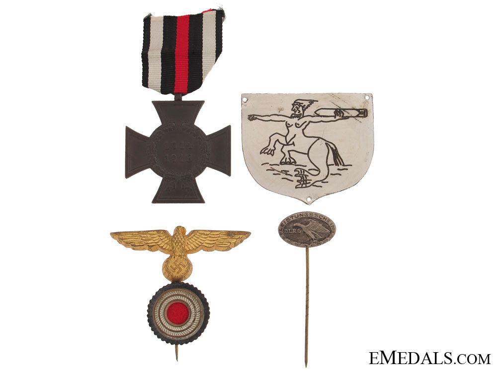 u-_boot_group_to_an_unidentified_officer_with_rare_crew_badge_grnb628f