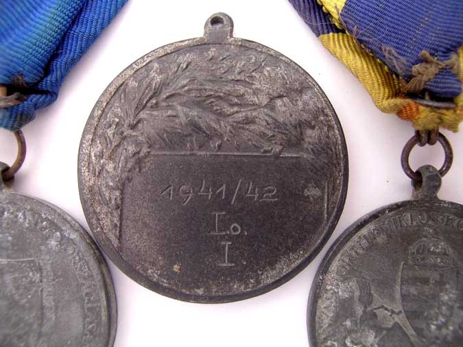 three_awards_h1130004