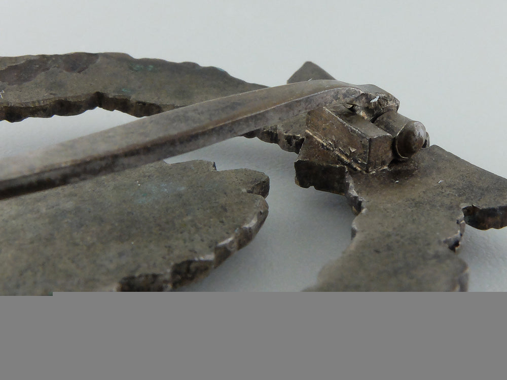 an_early_kriegsmarine_war_german_minesweeper_badge_h_066