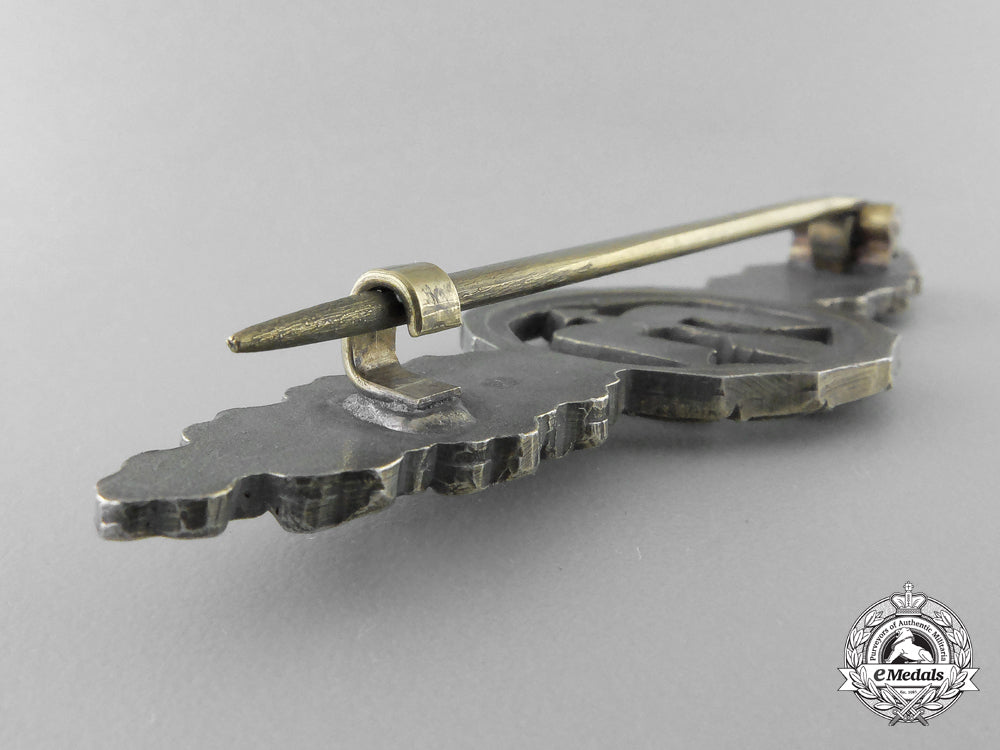 a_german_federal_republic_squadron_clasp_for_fighter_pilots;1957_issue_h_781_1