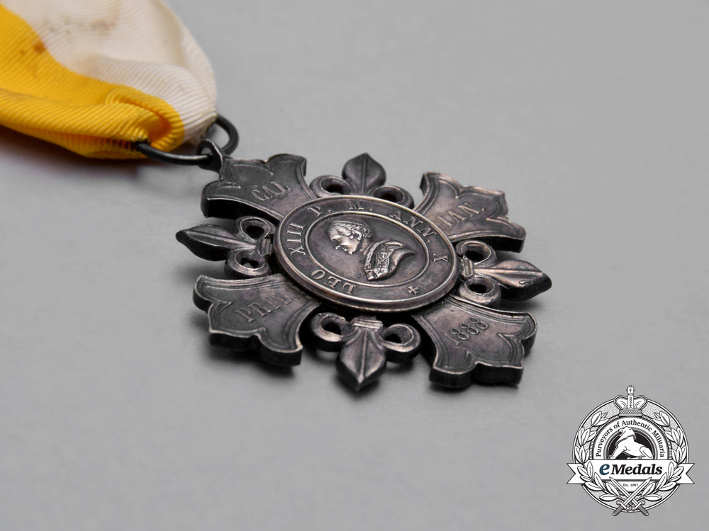 a_vatican_pro_ecclesia_et_pontifice_cross_i_240_1