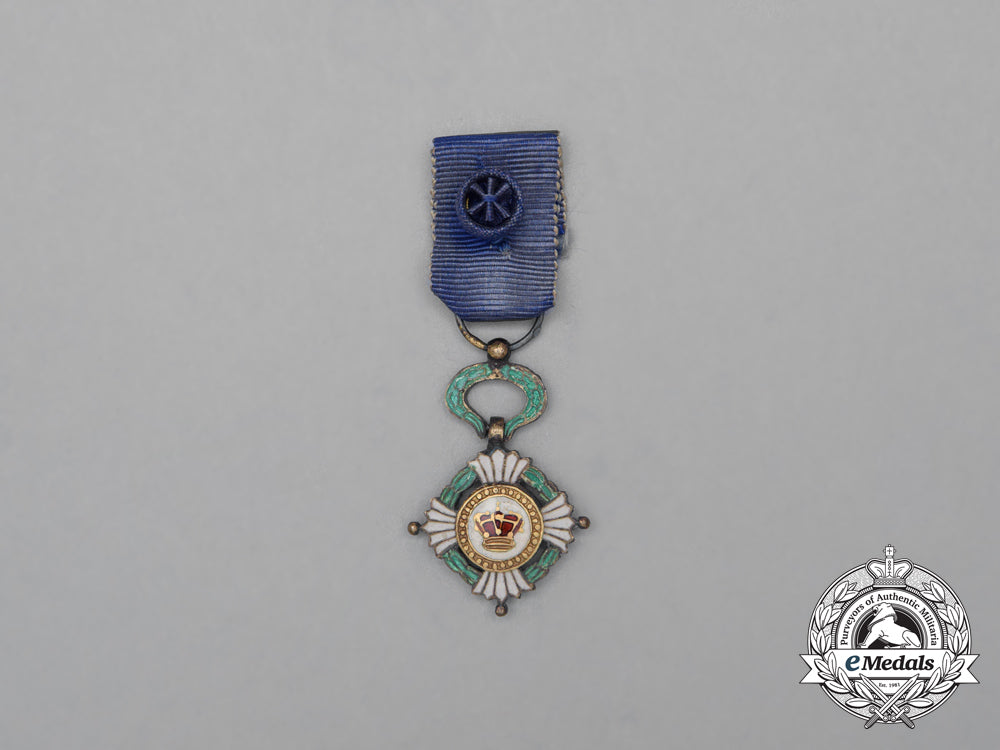 a_miniature_order_of_the_yugoslav_crown_i_269_1