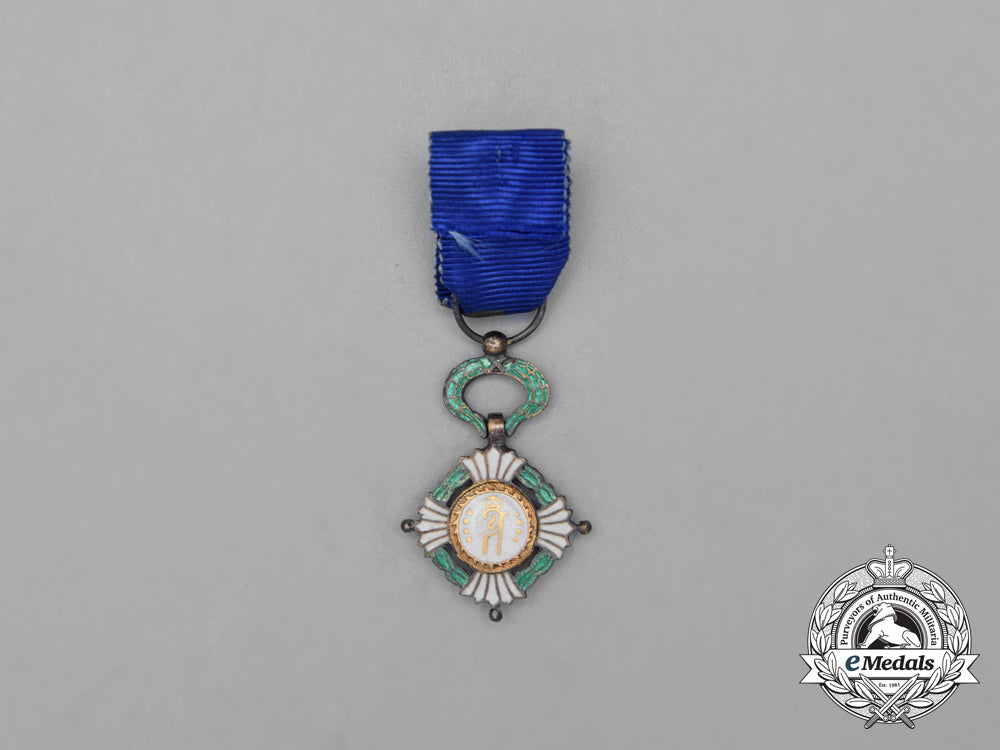 a_miniature_order_of_the_yugoslav_crown_i_270_1