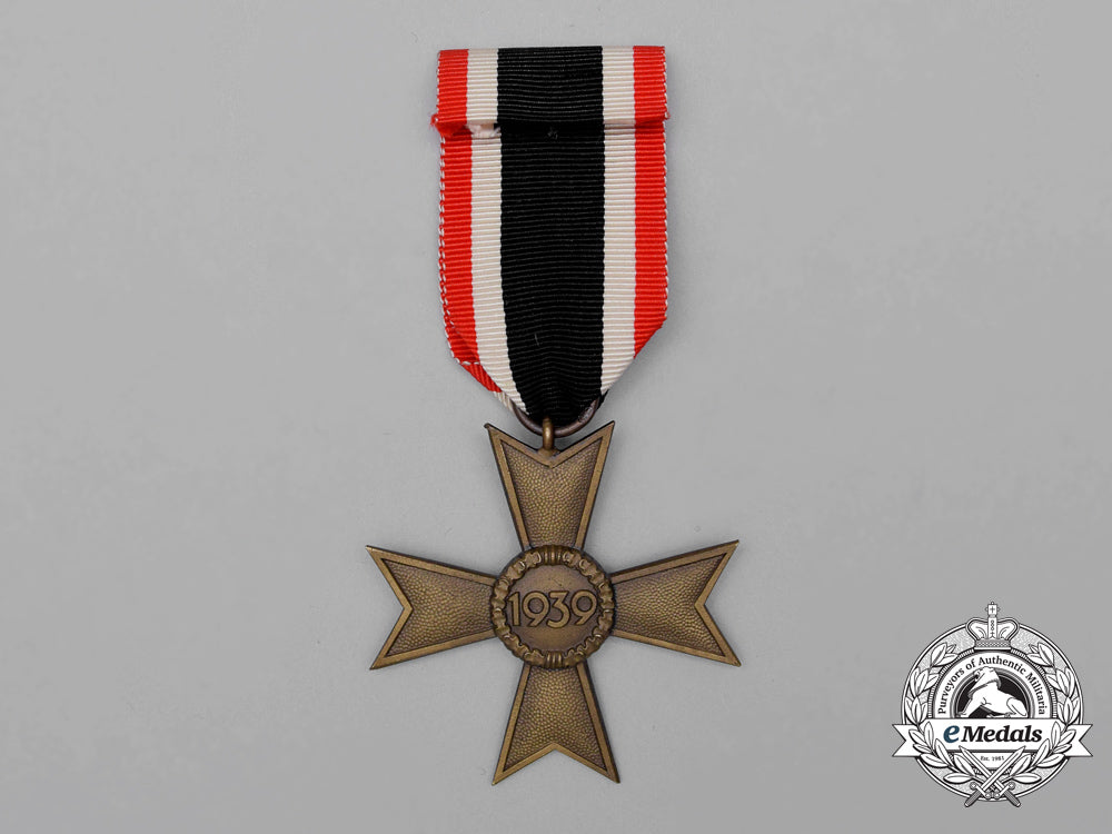 a_mint_war_merit_cross_second_class_without_swords_in_its_packet_of_issue_by_werner_redo_i_632_1