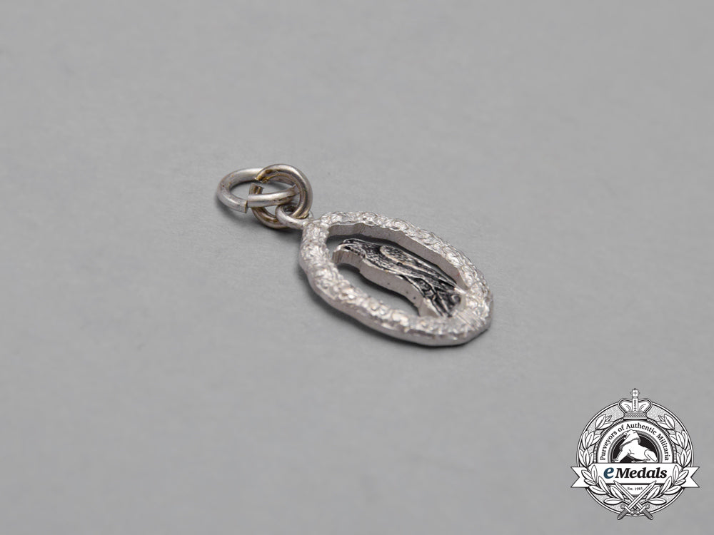 a_scarce_second_war_german_retired_luftwaffe_pilot_miniature_badge_i_736_1