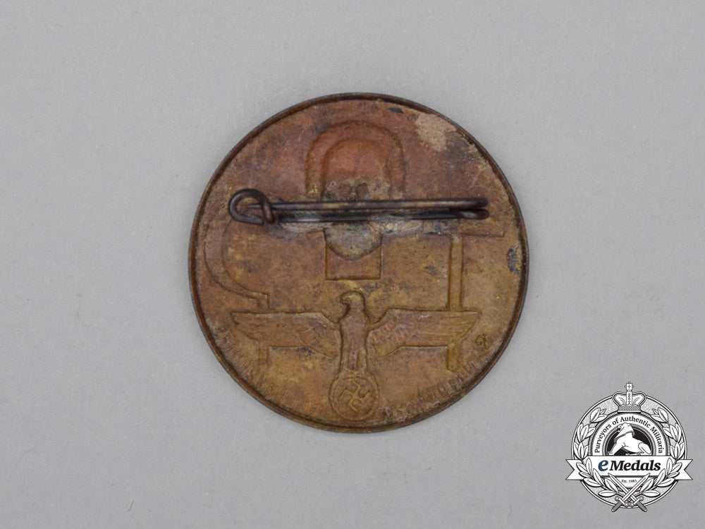 a1934“_day_of_labour”_badge_i_776