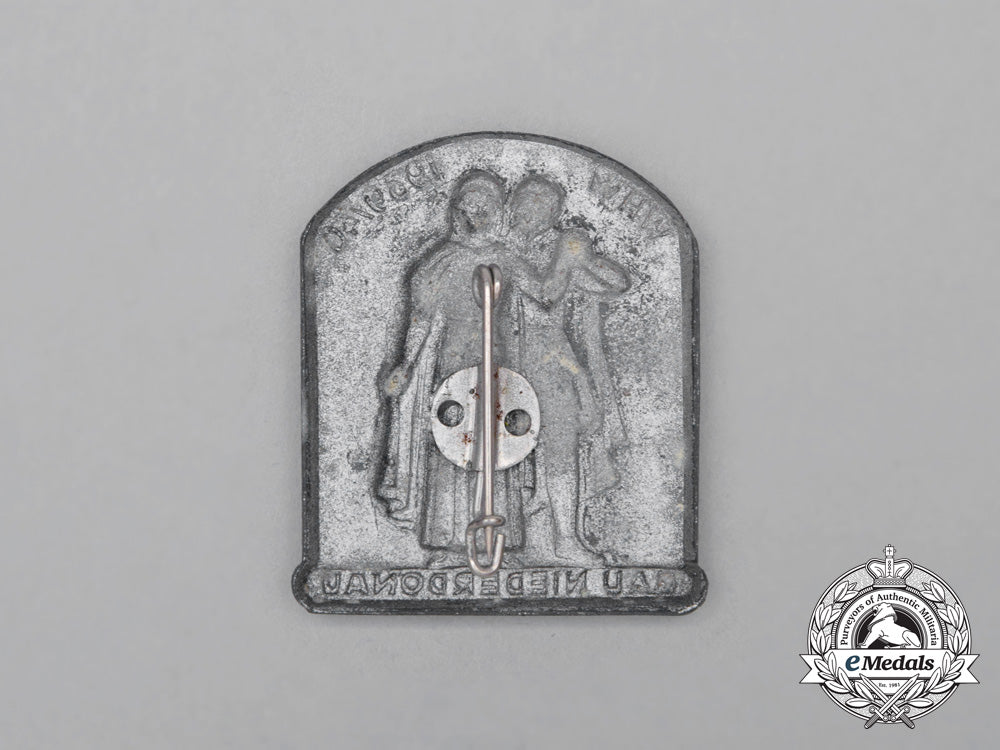 a1939/1940_whw_niederdonau_region_badge_i_916_1