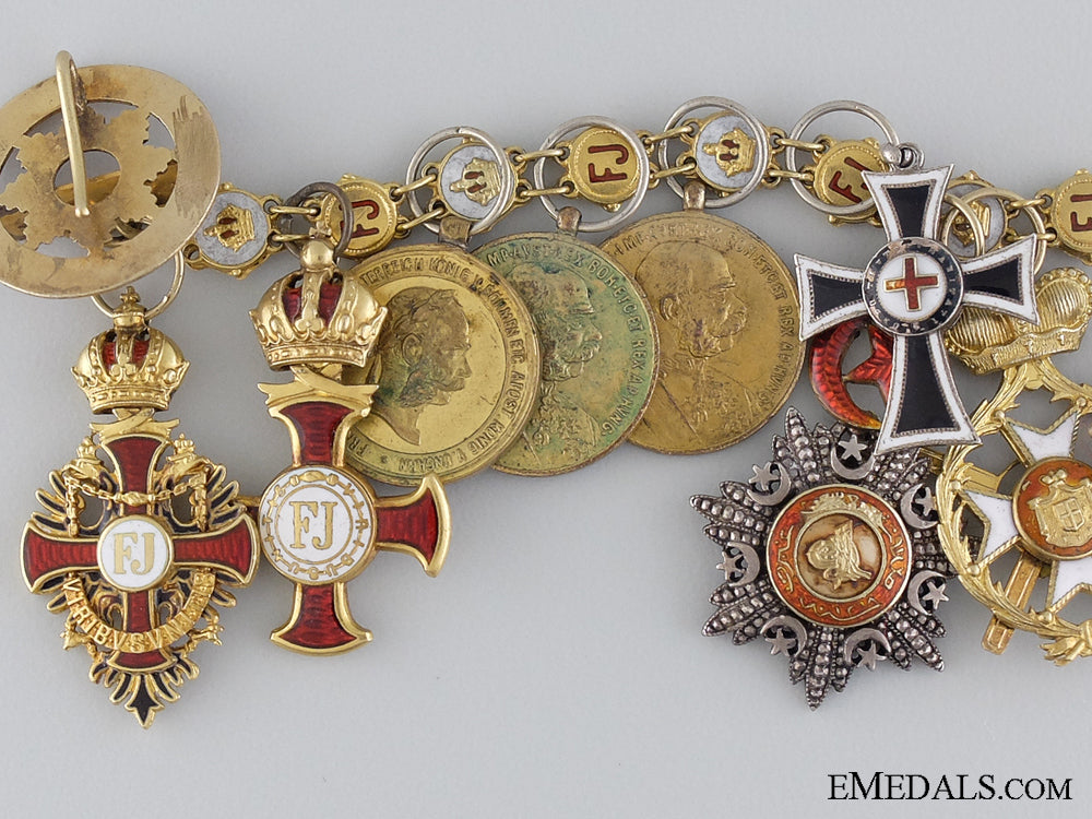 a_superb_austrian_miniature_chain_img_02.jpg543fed3edafbf