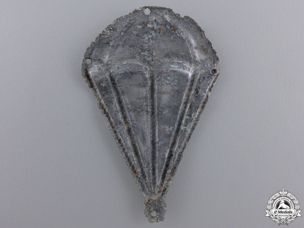 croatia,_independent_state._a_rare_paratroopers_sleeve_badge,_c.1941_img_02.jpg552e7bab7afa3_1