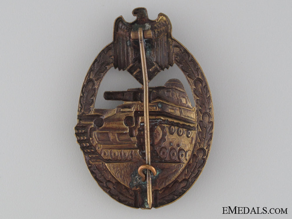 an_early_bronze_grade_tank_badge;_karl_wurster_img_02.jpg5356823d2949b