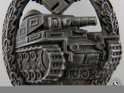 a_bronze_grade_tank_assault_badge_by_maker_ewe_img_02.jpg55bcc52f57947