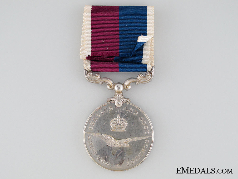 royal_air_force_long_service_and_good_conduct_medal_img_02.jpg52e905d0ca1f6