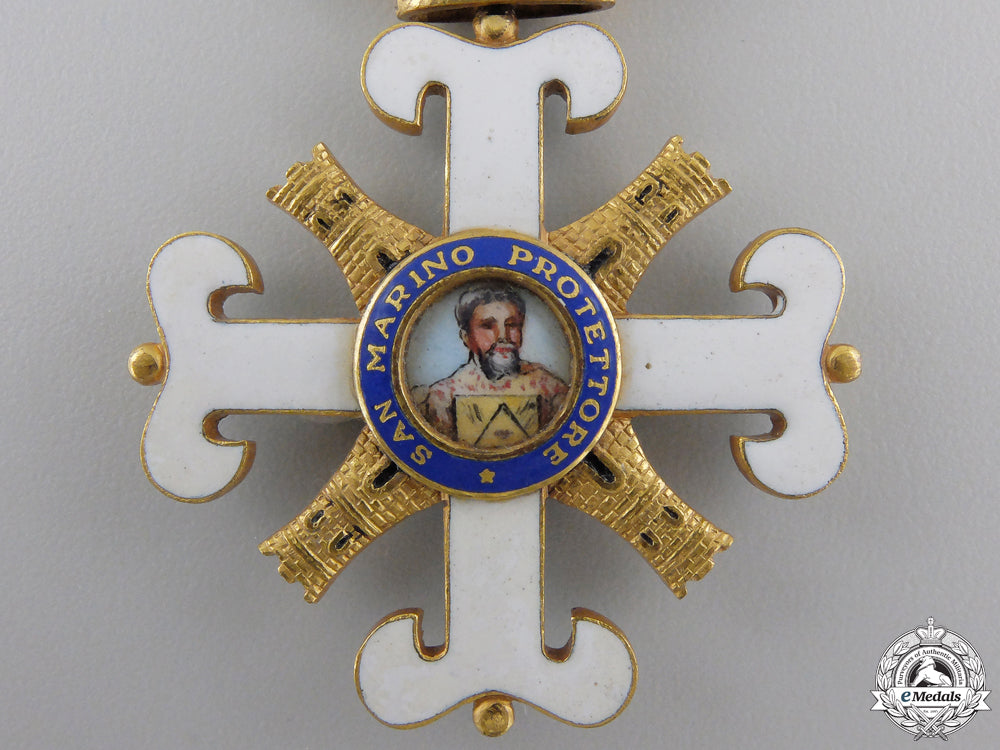an_order_of_san_marino;_officer’s_cross_img_02.jpg552409c1695c4