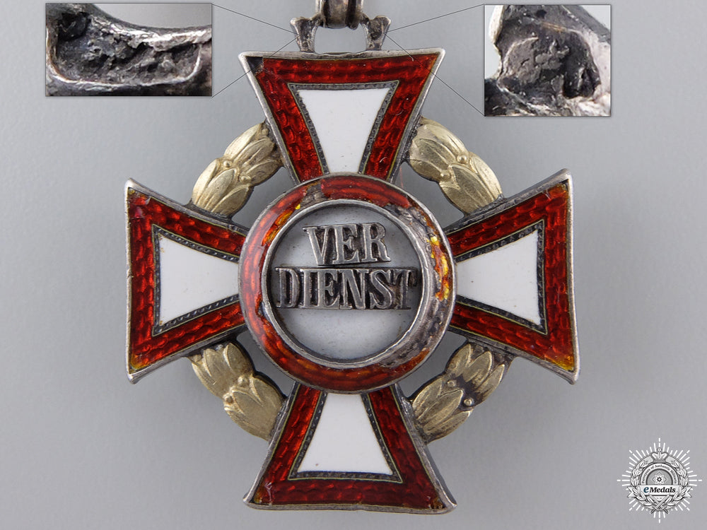 an_austrian_military_merit_cross_with_decoration_by_v.mayer_img_02.jpg54cbc43259601