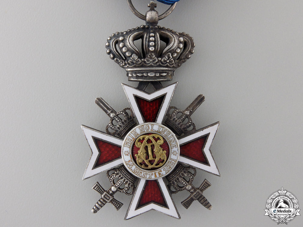 a_romanian_order_of_the_crown_with_swords;_type_ii_img_02.jpg55788c55dfc74