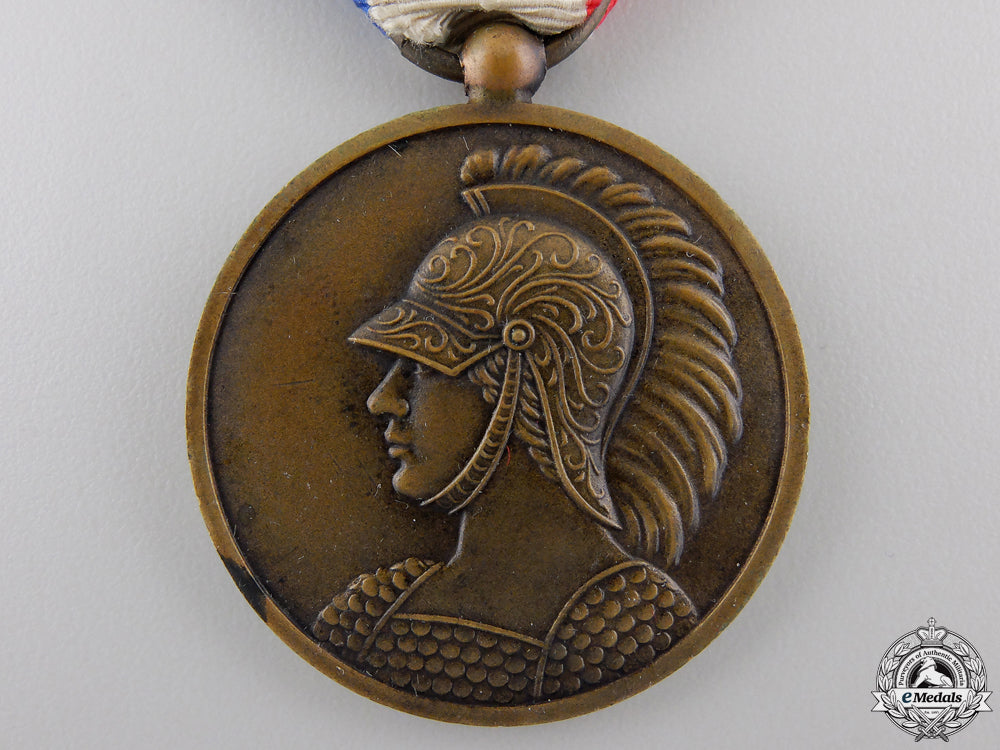 a_cuban_army_long_service_medal_img_02.jpg554391eb80702