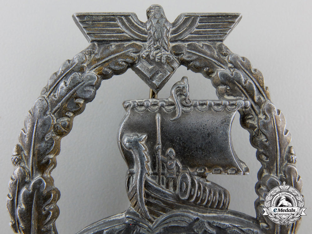 a_kriegsmarine_naval_auxiliary_cruiser_badge_by_friedrich_orth_img_02.jpg55d733ce460f1