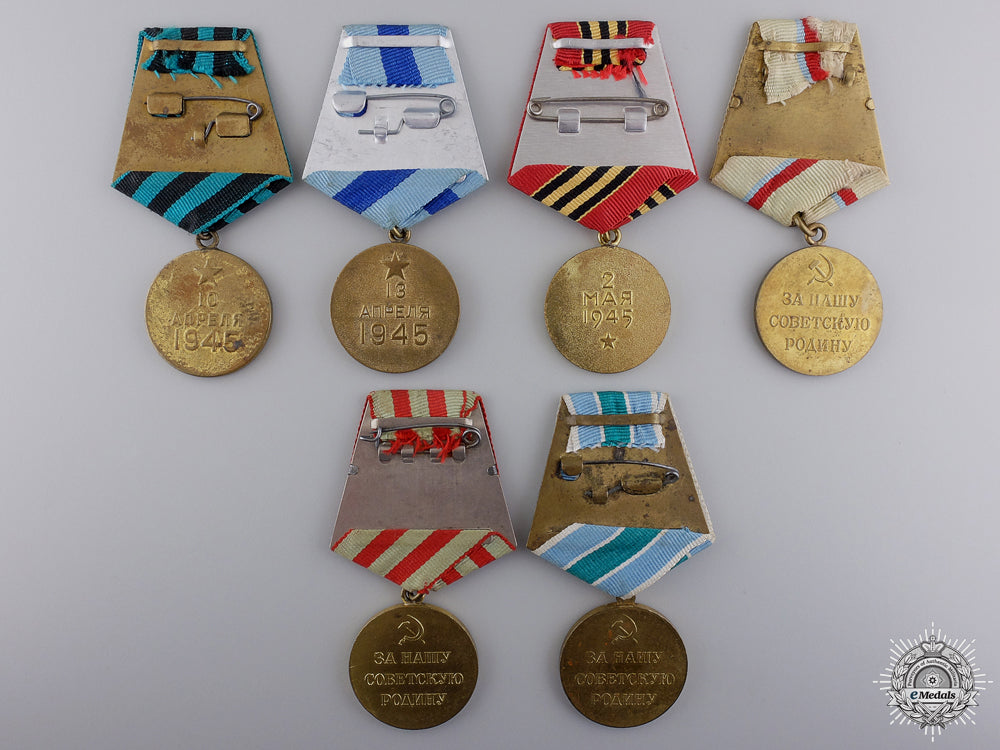 russia,_soviet_union._a_lot_of_six_medals&_awards_img_02.jpg548c8c149a892_1