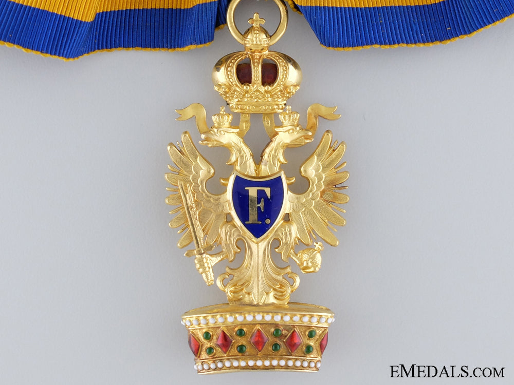 the_order_of_the_iron_crown_in_gold;_second_class_by_rothe,_wien_img_02.jpg53a053682e9c1