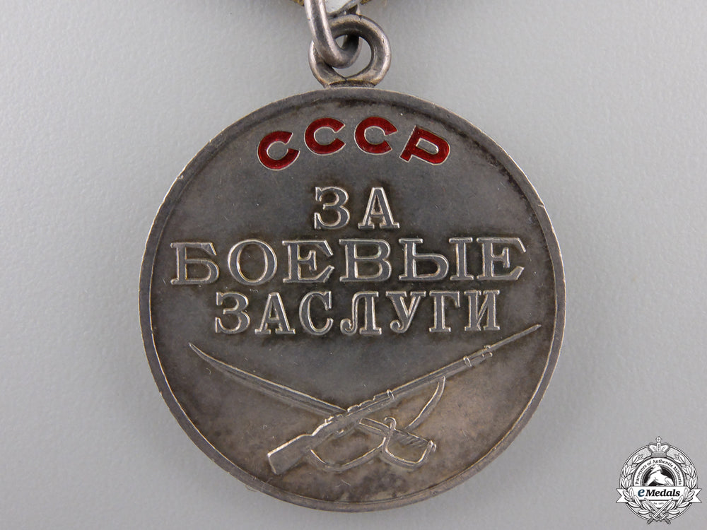 a_soviet_russian_medal_for_combat_service;_type_ii_img_02.jpg553a3efb8ab11