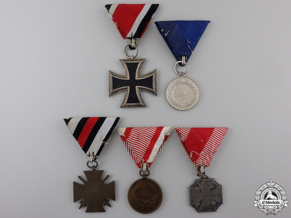 five_austrian&_german_awards_img_02.jpg553b93f8512df