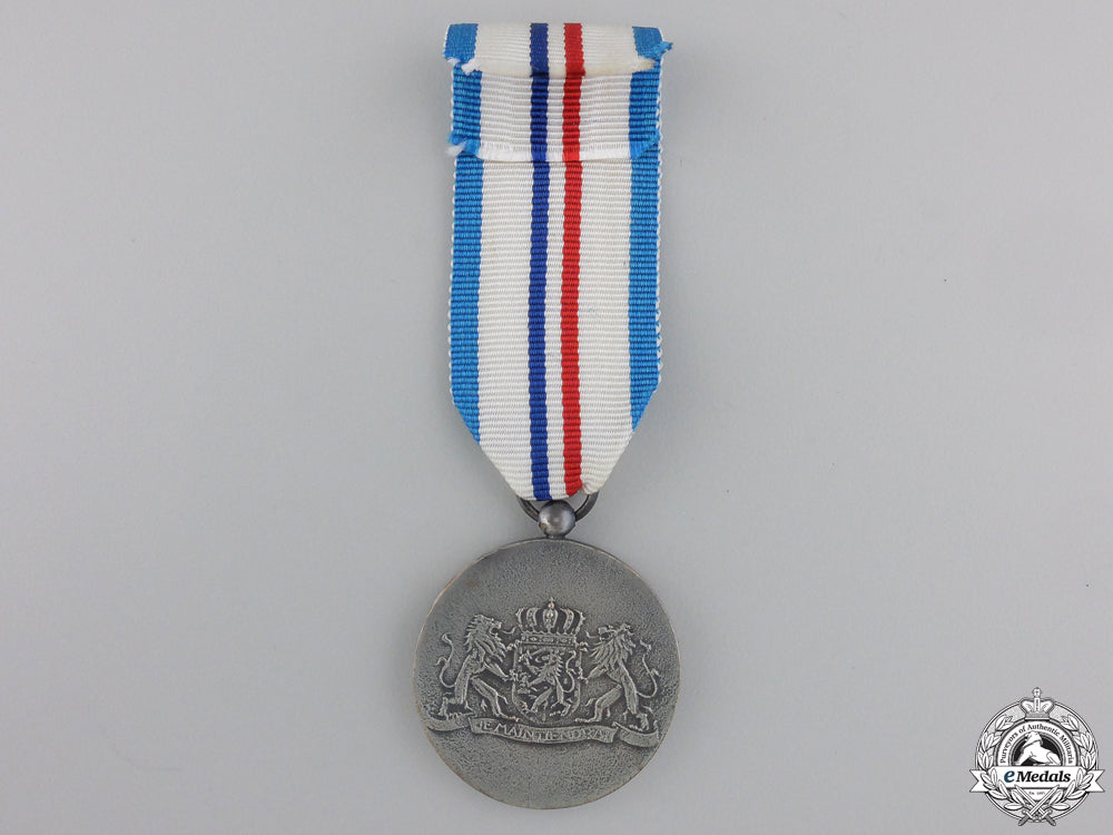 a_dutch_un_peacekeeping_operations_medal_img_02.jpg55391125ee742