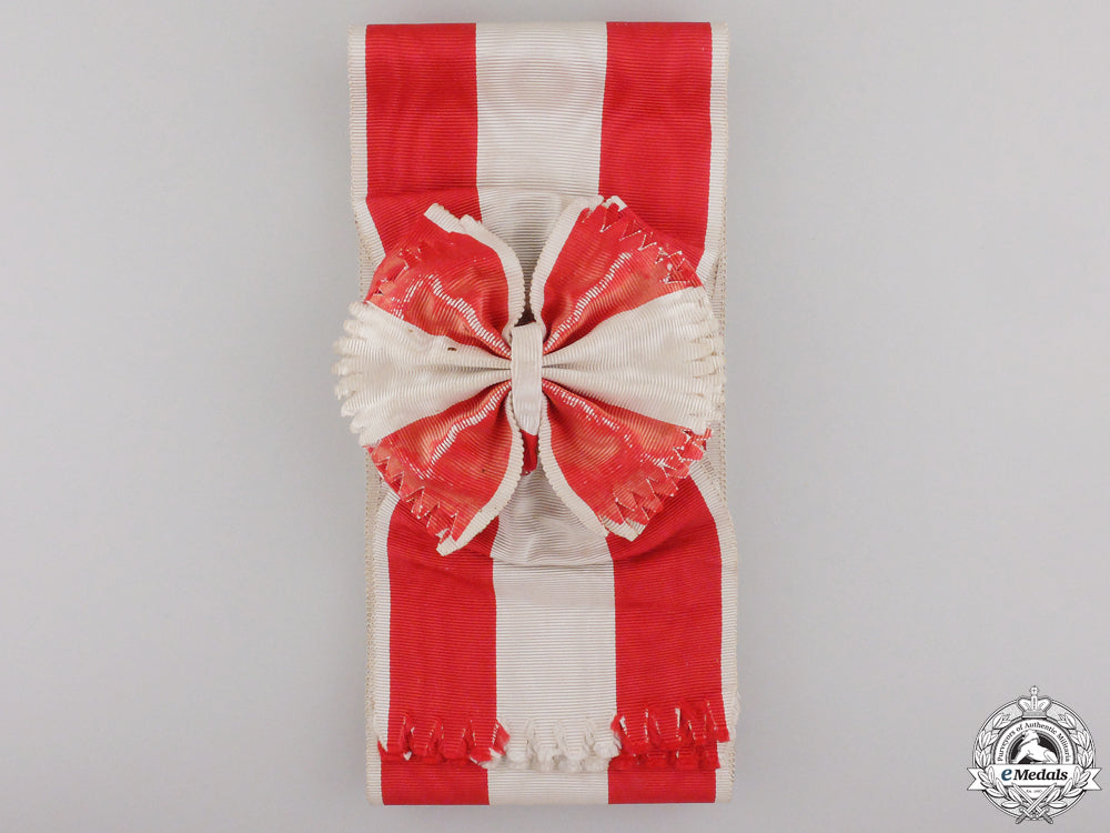 an_order_of_st._charles_of_monaco_in_gold;_grand_cross_img_02.jpg556f56d5b50fb