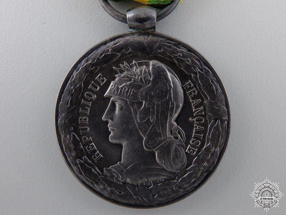 an1883-1885_french_tonkin_medal;_army_units_version_img_02.jpg550c6d6a5fd32