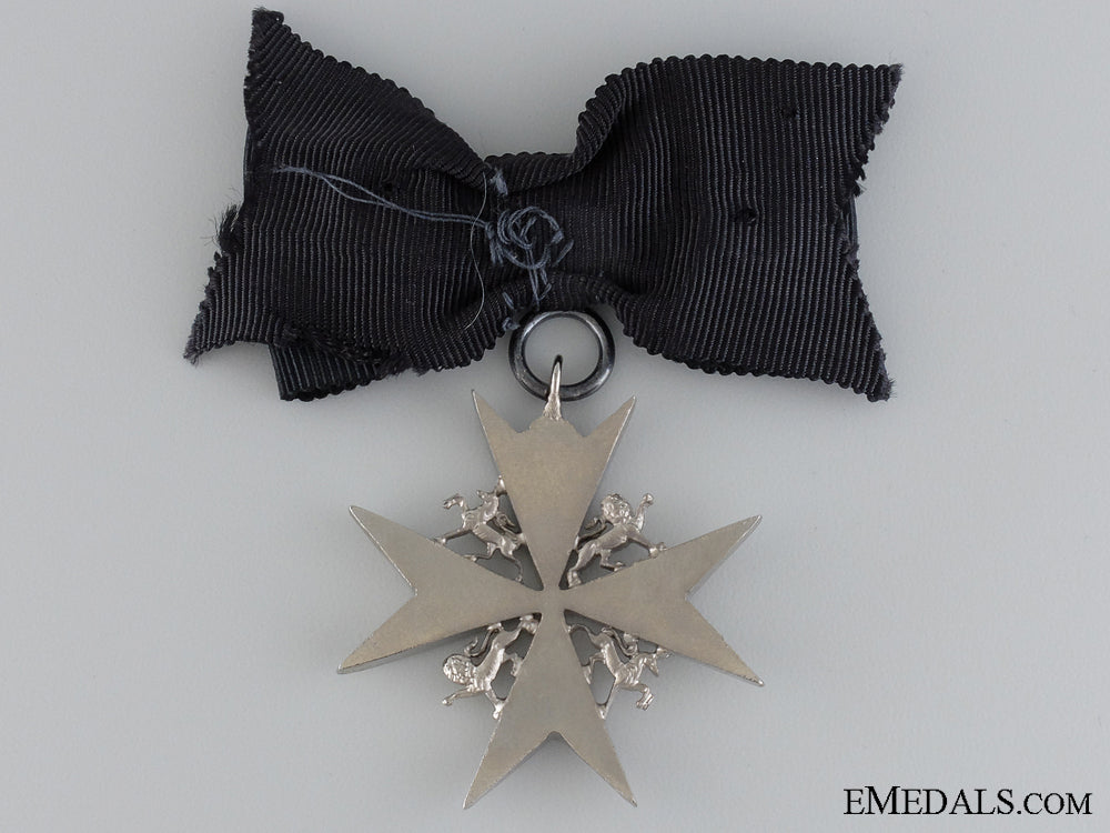 an_order_of_st._john;_serving_sister_badge,1984-1991_img_02.jpg545a49b934bb9