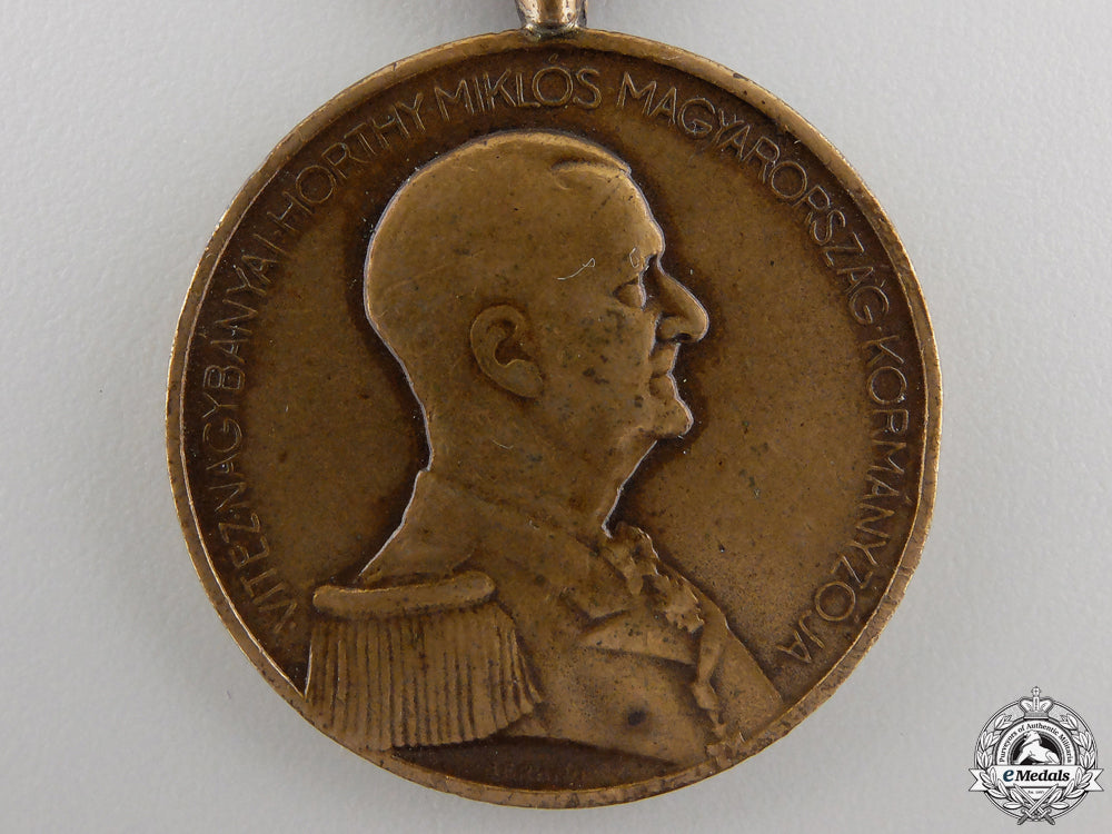 a_second_war_hungarian_bravery_medal_img_02.jpg55788fabbaf99