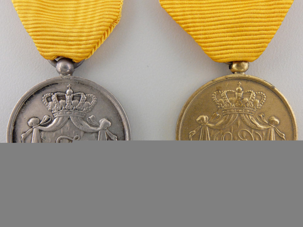 two_dutch_army_nco_long_service_medals_img_02.jpg5550bd63edb83