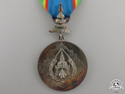 a_thai_order_of_the_crown;_merit_medal_img_02.jpg557f061f92b70