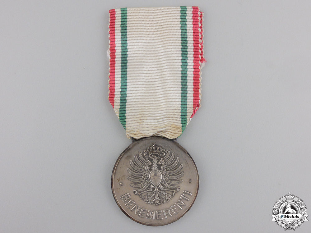 italy,_kingdom._a_red_cross_merit_medal,_c.1918_img_02.jpg553914b527620