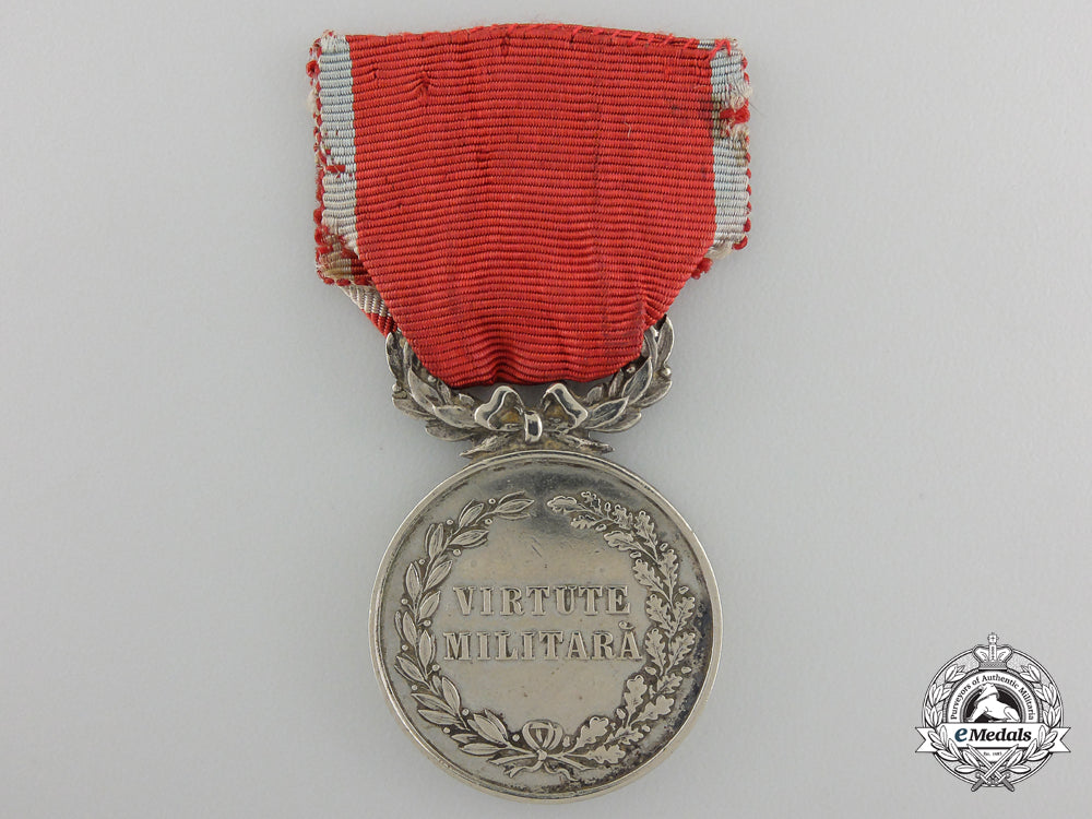 a_romanian_medal_for_military_virtue;2_nd_class_img_02.jpg55d33710c46d0