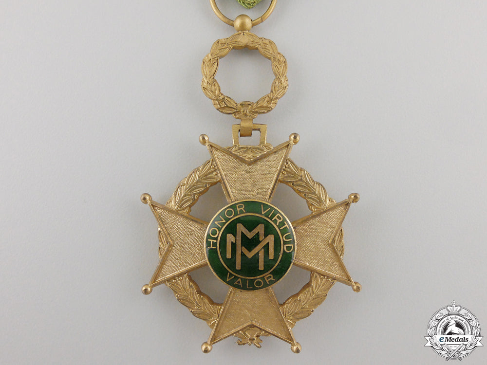 a_cuban_order_of_military_merit;_fourth_class_img_02.jpg5575d7d332e2e