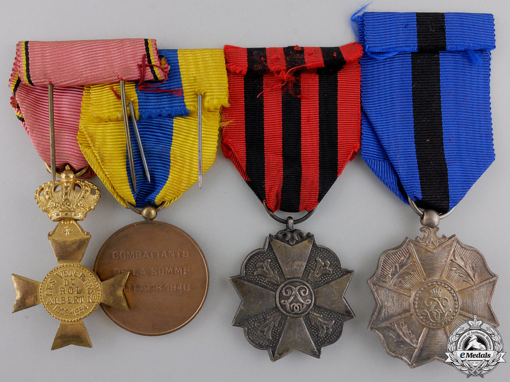 four_belgian_orders,_medals,_and_awards_img_02.jpg554a1e764fe1f